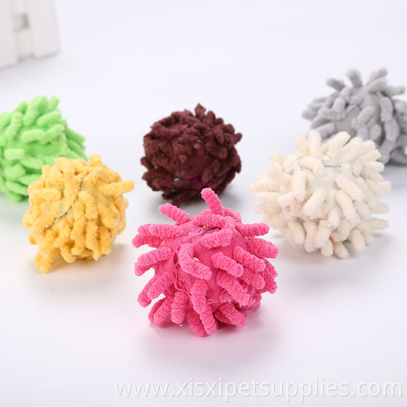 shaggy plush cat ball with rattle playing toy for cat